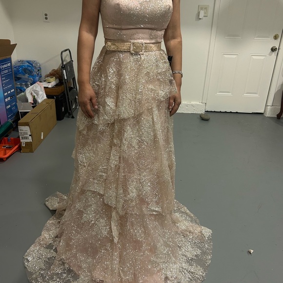 Luxury brands new dress for brim, engagement or wedding. - Picture 10 of 12